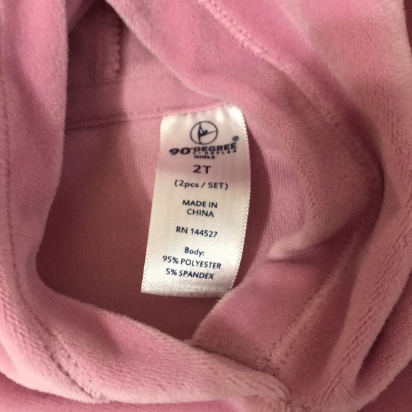 Size 2T Girls Matching Bundle Set. 2 Velour Tops with 2 Marching Velour Bottoms. - Picture 4 of 5